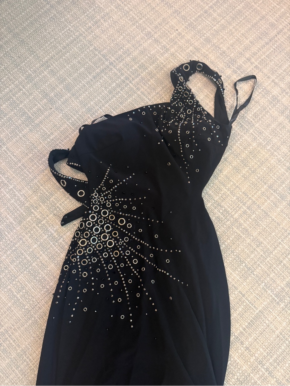Sherri Hill Black One-Shoulder Embellished Evening Gown - Picture 4 of 6